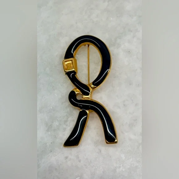 ROBERTA DI CAMERINO Vintage Grandmacore Blue Enamel Gold-Tone Metal Logo Brooch - Picture 15 of 16